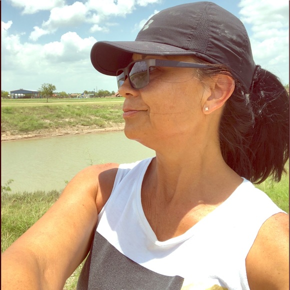 Meet your Posher, Janie - Picture 1 of 2